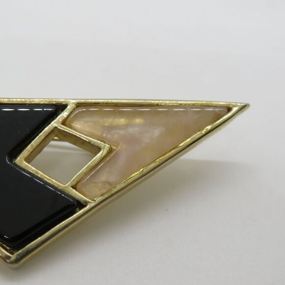 Vintage Triangle Brooch 3" Geometric Gold Tone Black Cream Inlays - Picture 3 of 7